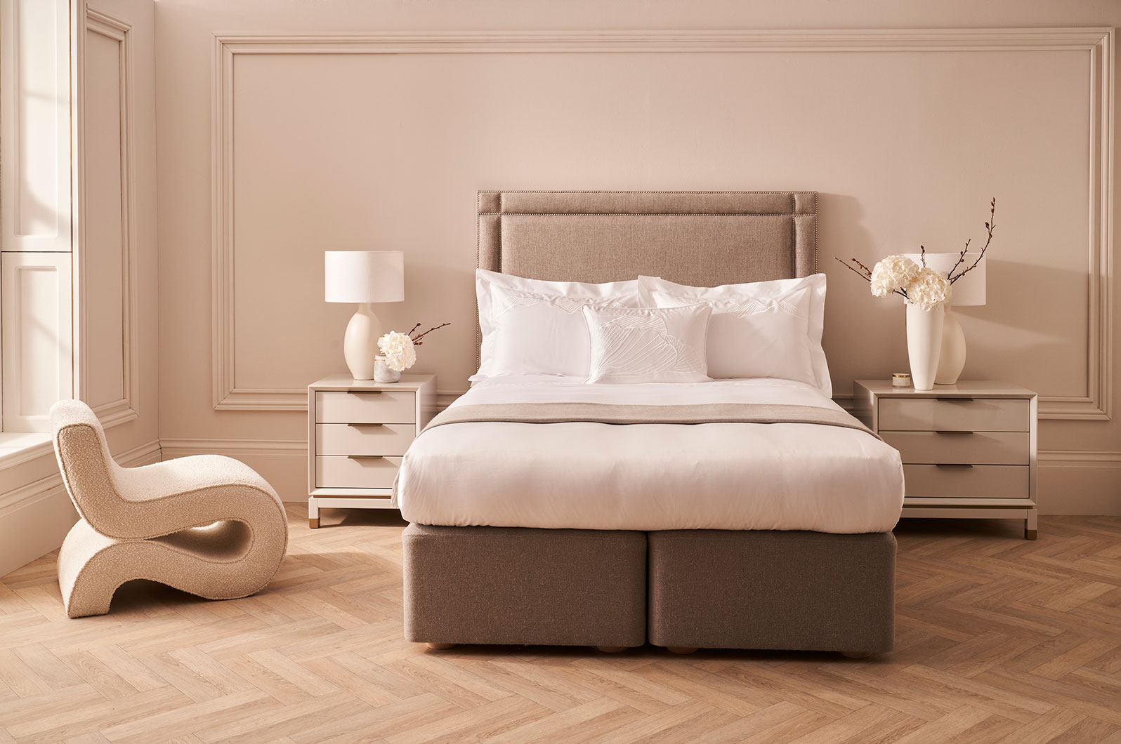 Detail image to convey the texture and reflective nature of the glass fish.